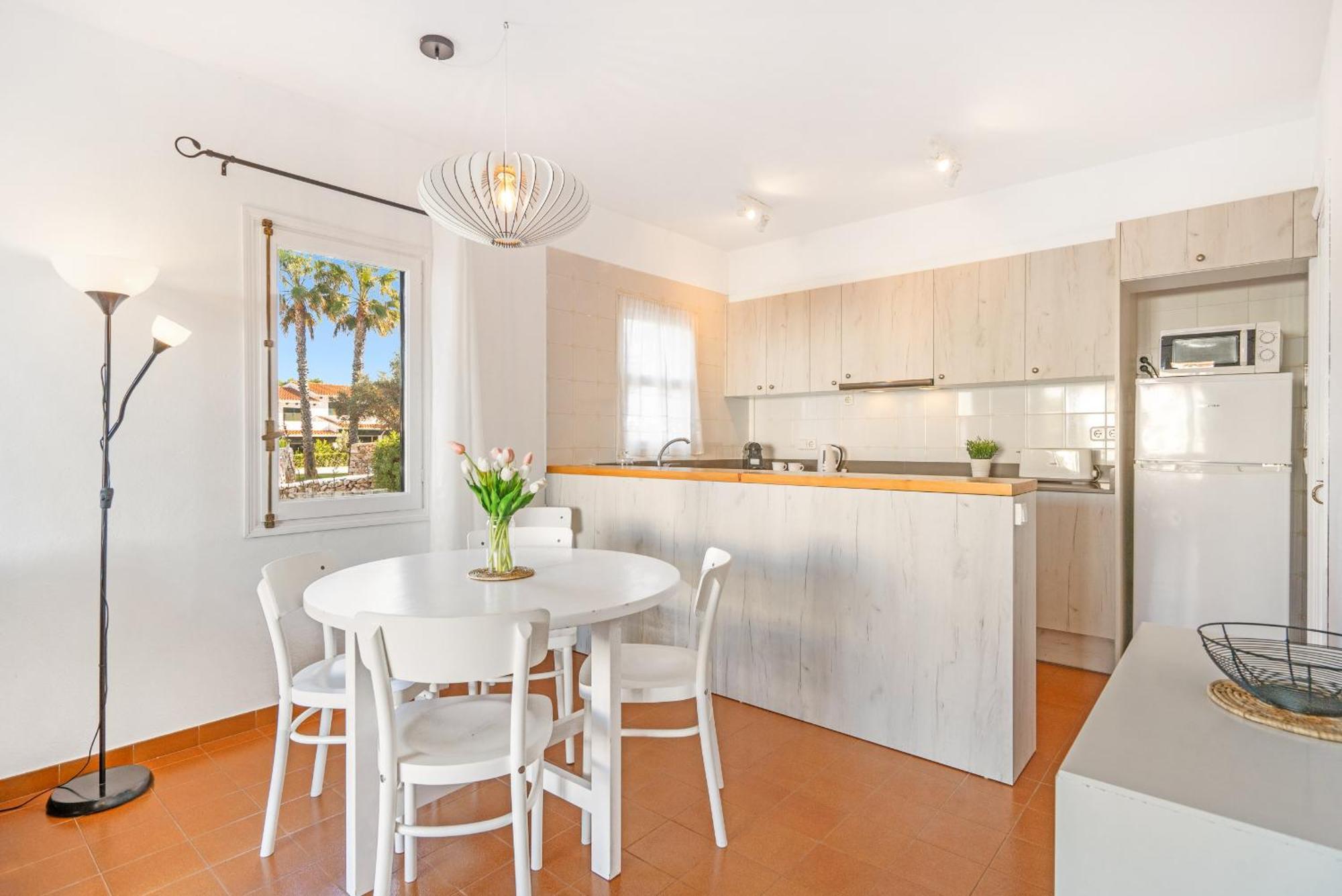 Apartamento La Brisa Arenal d'en Castell Luaran gambar